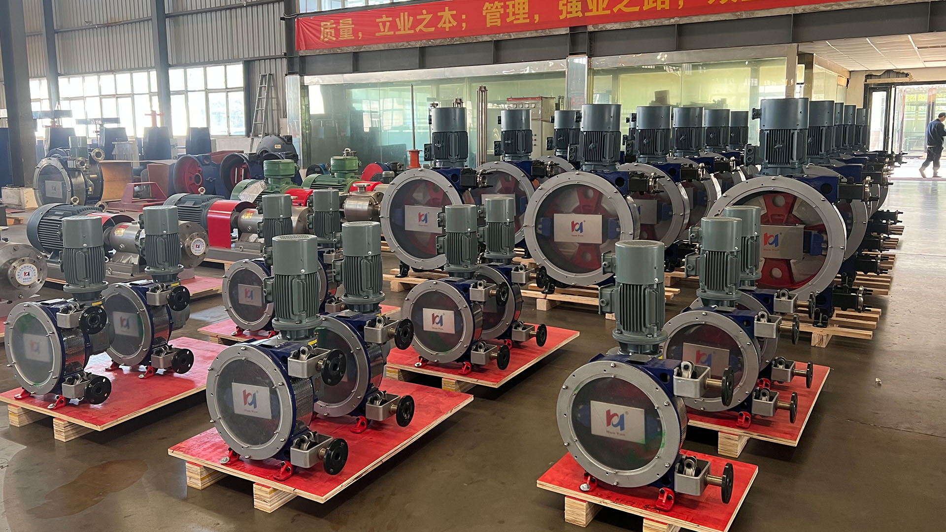 我司為某電池公司生產軟管泵